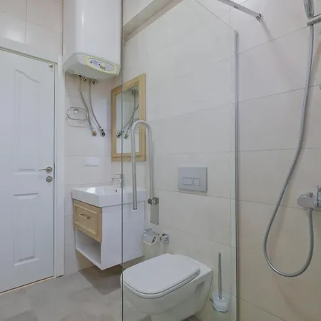 Arzu بيت للعطل فتحية